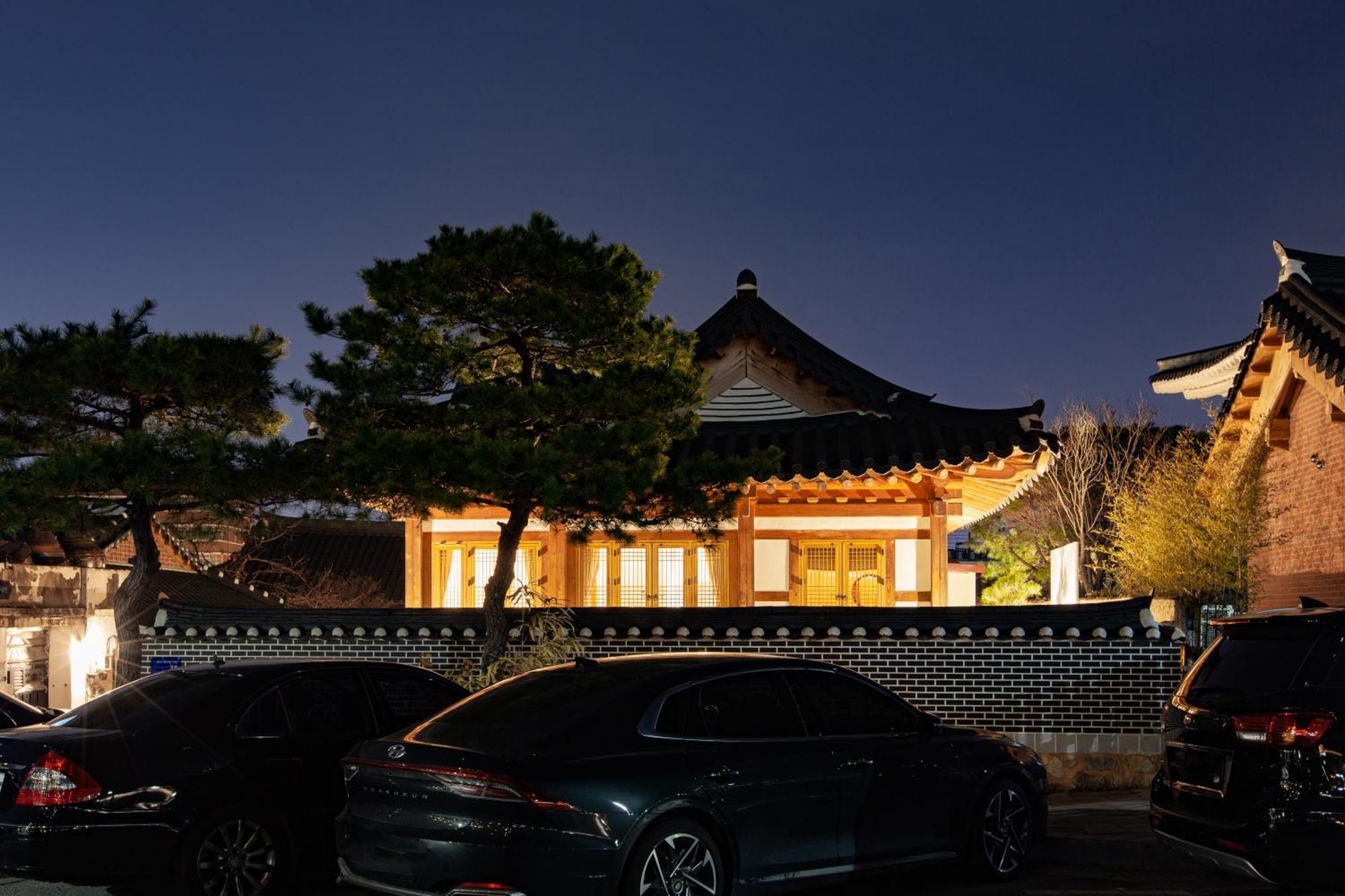 Cheong-Yeon, The Korean Traditional House Hanok In Jeonju Hanok Village Exterior foto
